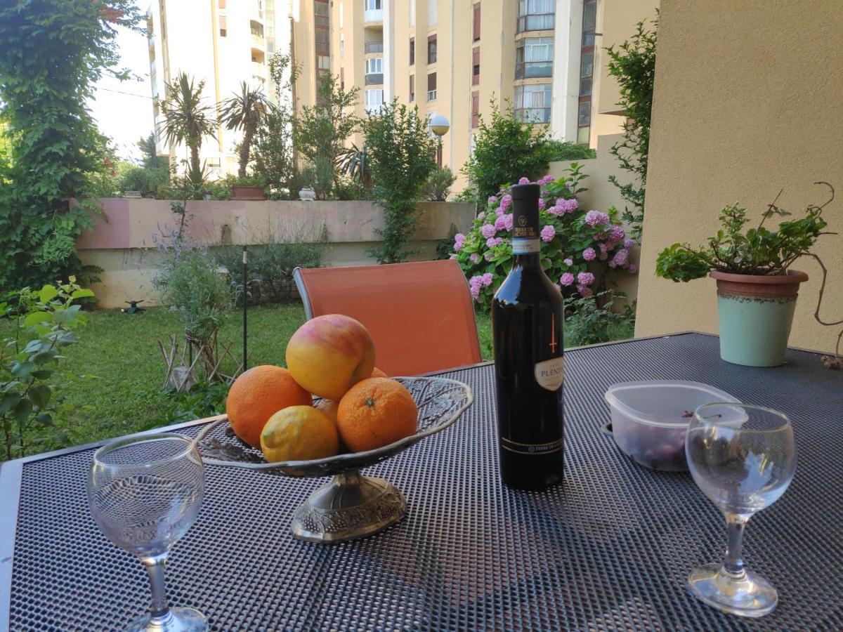 Spacious Apartment With Big Garden Near Beach Split Exterior foto